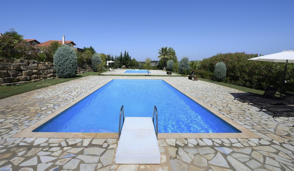 Beautiful Sani Villa Esterno foto